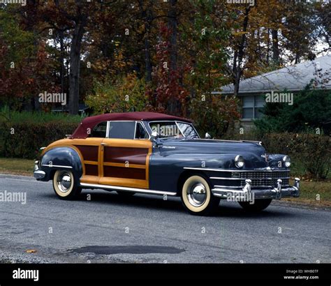 Chrysler Town And Country Convertible Stock Photo Alamy