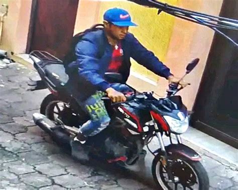 Le Roban La Moto En El Centro Hist Rico