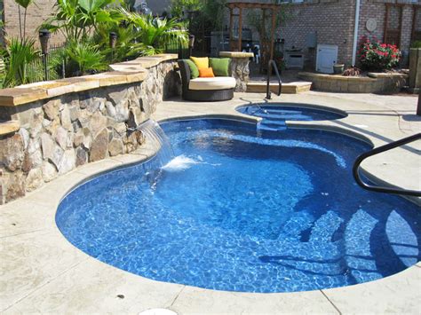 Malibu Medium Fiberglass Inground Viking Swimming Pool