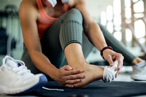 Ankle Sprains — Symptoms Causes Complications And Prevention Dr Aditya Kapoor Best