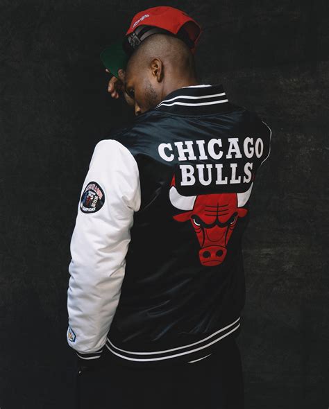 Team Origins Varsity Satin Jacket Chicago Bulls – Legends – Sportswear