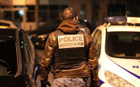 Arles un adolescent de 15 ans tué par balles Le Parisien