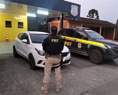 Homem Flagrado Conduzindo Carro Roubado E Placas Clonadas Na Br