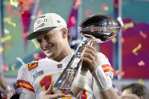 2023 Super Bowl: Patrick Mahomes leads Chiefs past Eagles - Los Angeles