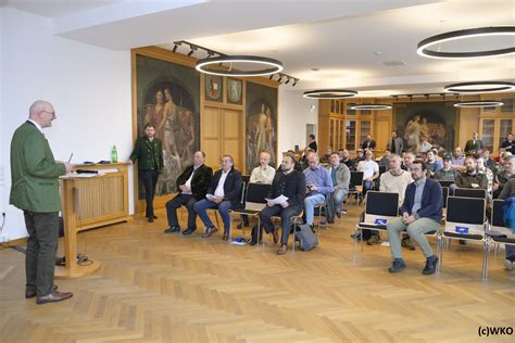 Forstunternehmen aus ganz Österreich zu Gast am Waldcampus FAST