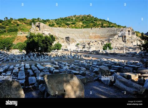 Tempel Der Artemis In Ephesus Fotos Und Bildmaterial In Hoher