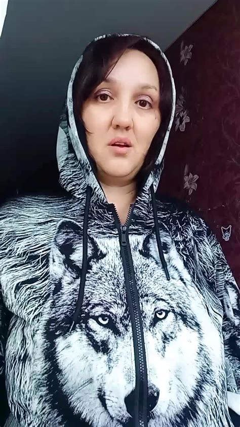 Вечно живу в прицеле. Опыт коплю во взгляде. Там, где меня не ценят, я ...