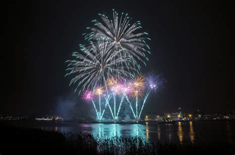 Vuurwerk Op Oudjaar In Antwerpen Krijgt Een Nieuwe Locatie Antwerps