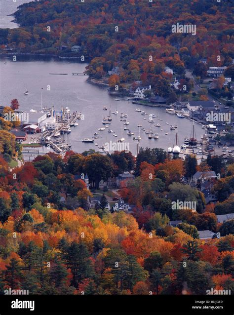 Camden harbor in autumn hi-res stock photography and images - Alamy