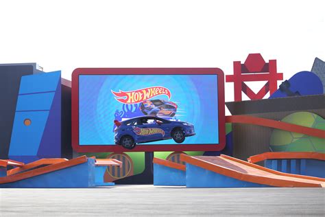 Visitantes da CCXP poderão viver a adrenalina do Hot Wheels Epic Show do Beto Carrero World