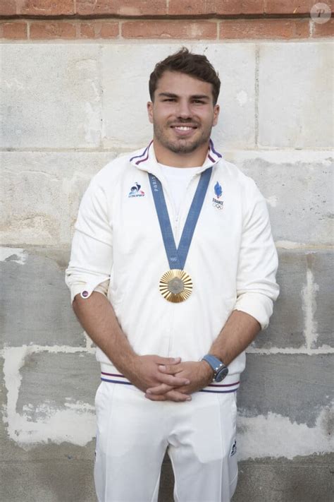 Photo Le rugbyman français s est envolé pour des vacances aux États