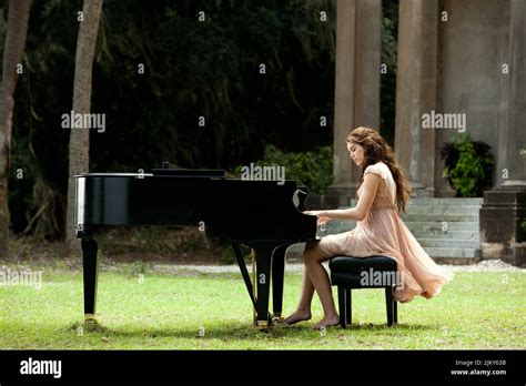 MILEY CYRUS, THE LAST SONG, 2010 Stock Photo - Alamy