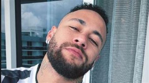 Neymar veja quem já expôs supostas mensagens do jogador