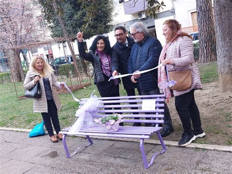 Foto Teramo Celebra La Giornata Nazionale Del Fiocchetto Lilla Con Una