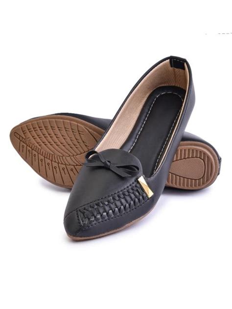 Buy Urban Twin Women Casuals Bellies Black Online At Best Prices In