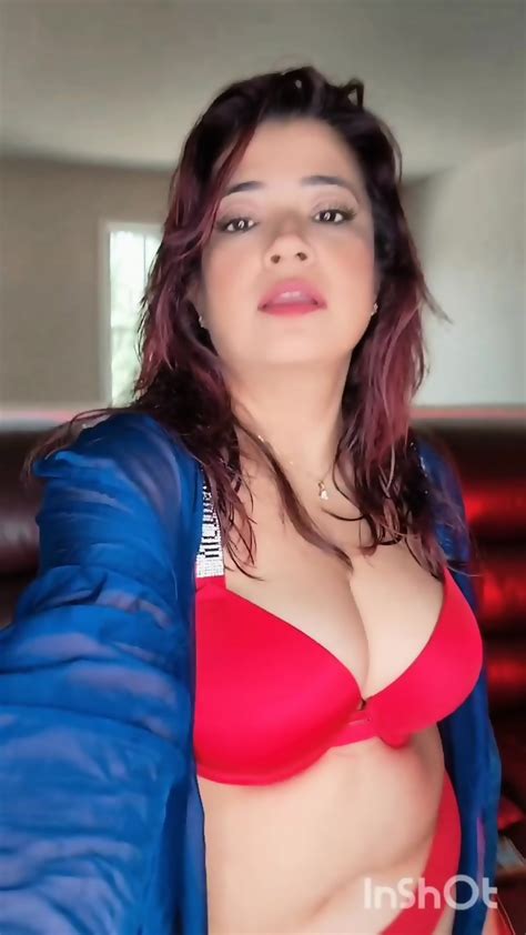 IG Hot Milf Nisha Roy