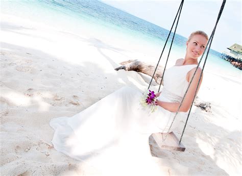 3 Tips For Planning A Destination Wedding Bliss Honeymoons