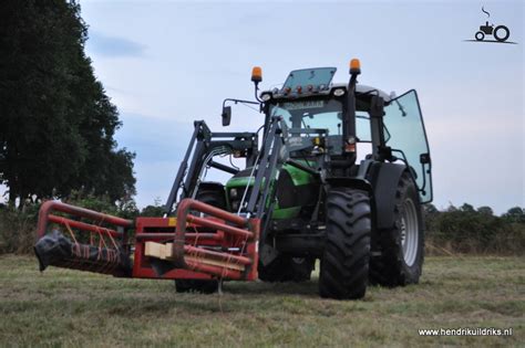 Foto Deutz Fahr Agrofarm TTV 420 Van H J Uildriks