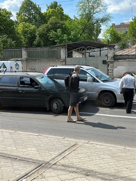 Foto Video Haos N Capital Traficul Rutier Paralizat De Mai Multe