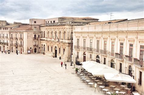 Piazza Duomo Siracusa Discover On Citymap The Wonders Of The Heart Of Ortigia