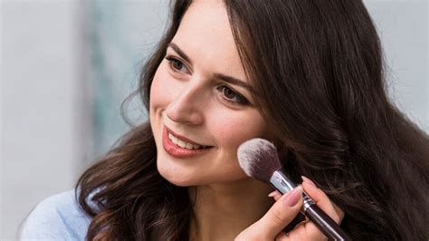 Cheeks Blush Trends Types Of Blush Herzindagi