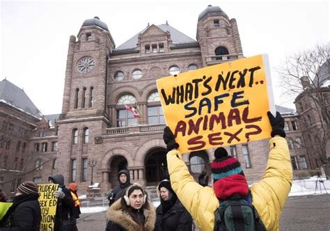 Homophobia Part Of Motivating Drive In Ontario Sex Ed Protests Wynne Says The Globe And Mail