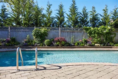 M E Sofre Acidente Em Piscina E Leva Pontos Na Vagina Muita Dor Metr Poles