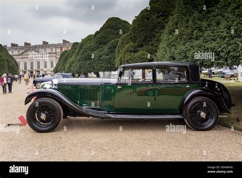 Bentley 8 litre saloon hi-res stock photography and images - Alamy