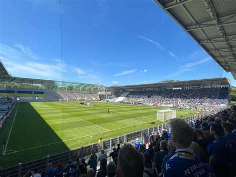 Fotos Galerie Heimfans Fc Carl Zeiss Jena Wacker Nordhausen