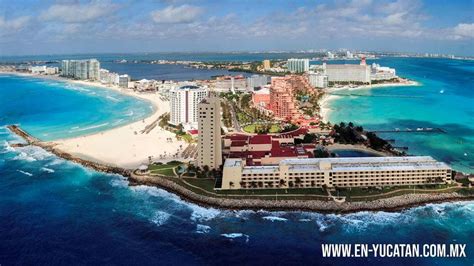 Punta Cancun, El corazón de la Zona Hotelera