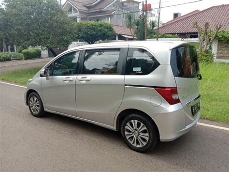 Honda Freed E Psd Cc Automatic Thn Mobilbekas