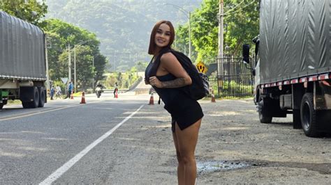 Teen Model Lose Her Car Keys And Pays A Stranger With A Bj And A Hard Fuck To Get Home Abella