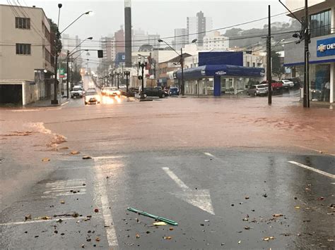 Chuva Intensa Causa Pontos De Alagamento Em Pato Branco Cgn O Maior