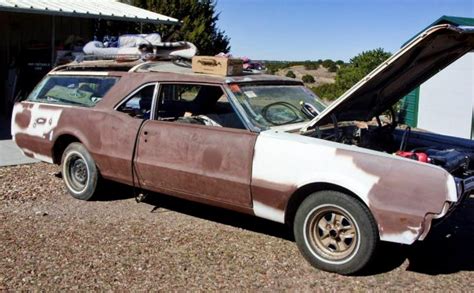 Custom Cruiser: 1966 Oldsmobile Vista Cruiser | Barn Finds