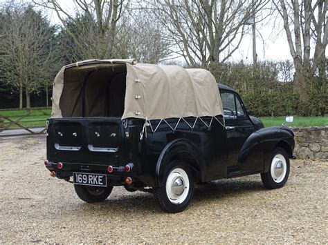 Lot 6 1961 Morris Minor 1000 Pickup