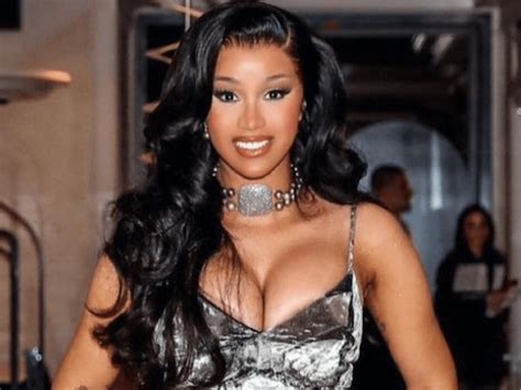 Cardi B Shares Swimsuit Video With Offset in Vegas