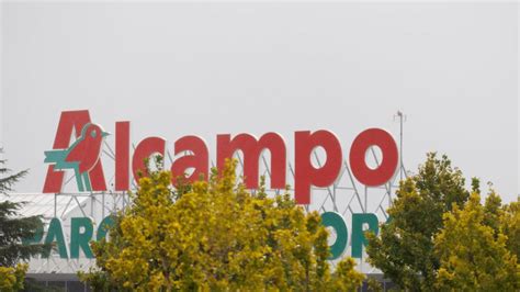 Los supermercados Alcampo encogen por orden de dirección y en España