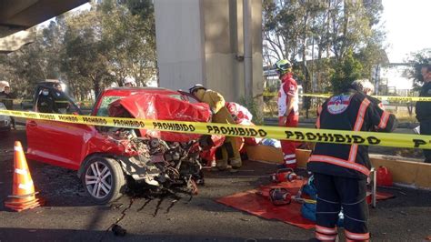 Fatal accidente en la México Puebla auto choca en el segundo piso y