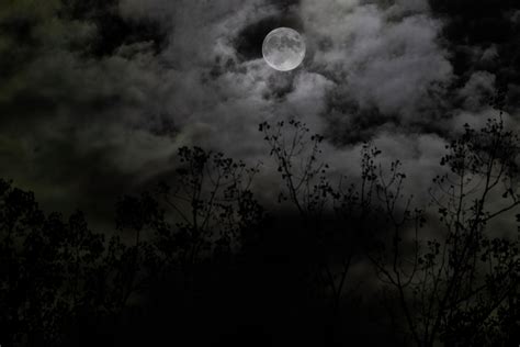 Spooky Halloween (Hunter’s) Moon… – Images – vtastro.org Forum