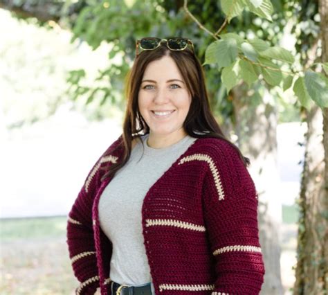 Create An Incredible Striped Cardigan With This Free Crochet Pattern Herr Stitches