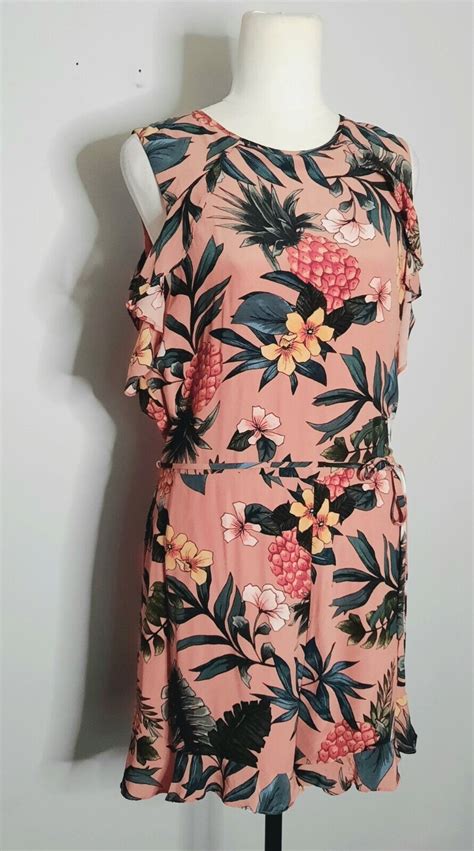 Witchery Limited Edition Pink Silk Floral Playsuit Co… Gem