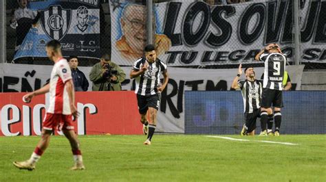 Central Córdoba Le Ganó A Huracán Y Espera En La Final Por Boca O Vélez