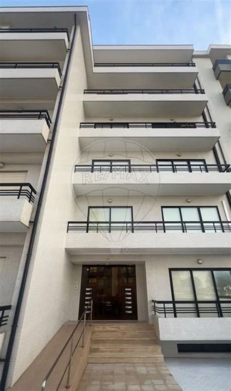 Apartamento T Venda Na Rua Dom Jo O De Castro S N Benguiados