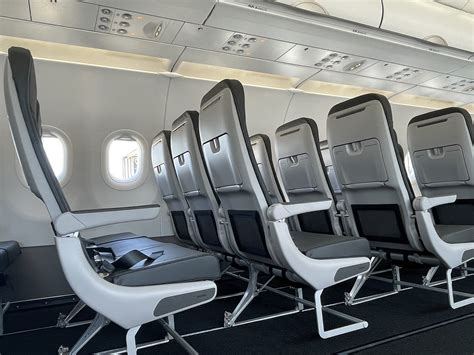 Minimum Seat Sizes On U S Airlines Live And Let S Fly