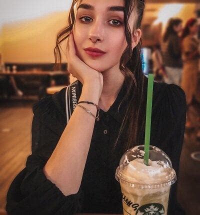 Zellyno Uno Stripchat Webcam Model Profile Free Live Sex Show Cam Joy