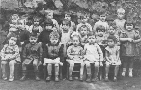 Photo De Classe Maternelle En De Ecole Priv E Copains D Avant