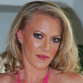 Genna Eve Babe Page Watch This Pornstar On FreeOnes