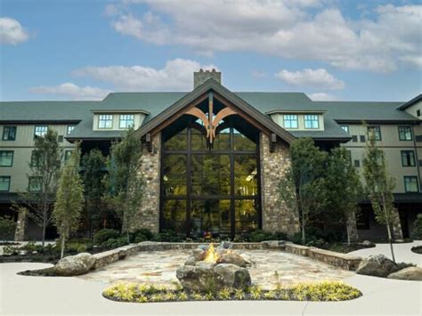 Review: Dollywood Heartsong Lodge and Resort