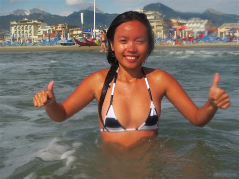 Bikini Model Bev AI Enhanced Beach In Tuscany 0054 Topaz Sharpen Faceai Porn Pic