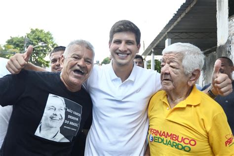 Prefeitura Do Recife Entrega Via Requalificada Pelo Programa Rua